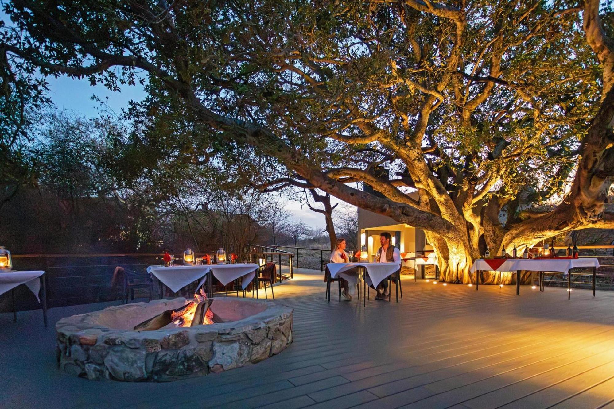 Tuningi Safari Lodge Madikwe Game Reserve Eksteriør bilde